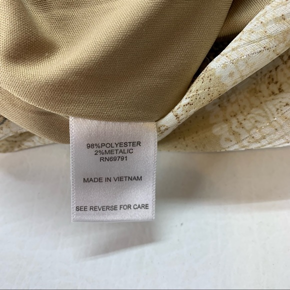 DB Established 1962 Bubble Hem Sheer Lined Blouse - Picture 10 of 10